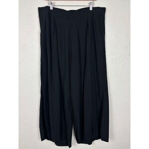 Torrid Black Wide Leg Palazzo Pull On Pants Pleated Crop Trousers Size 2 Comfort